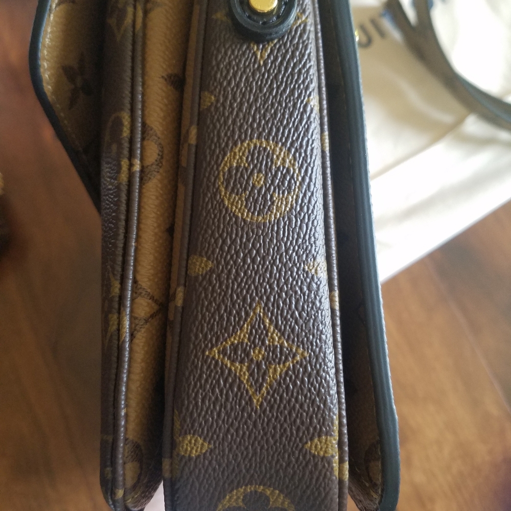 NEW! Louis Vuitton Pochette Metis Reverse Monogram - Picture 6 of 16
